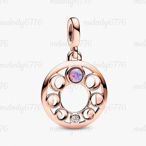 Pandora ME Lunar Phases Medallion
